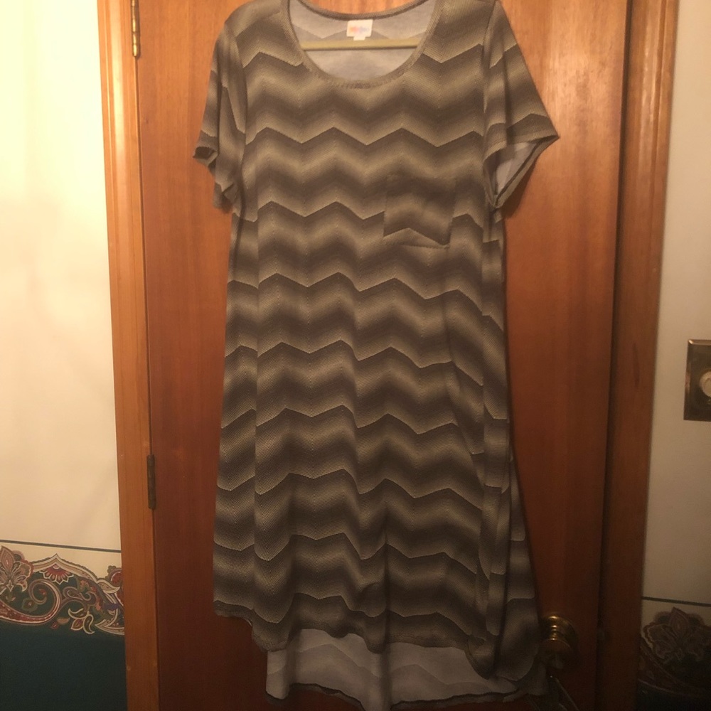 Carly dress